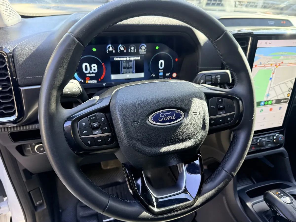 Ford Ranger Limited Plus 3.0 V6 4x4 2024 - Image 4